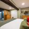 Spacious, luxury town centre Granary conversion