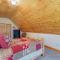 Pinecone Lodge