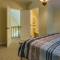 Cozy Bainbridge Retreat with Fireplace and Deck! - Bainbridge
