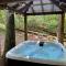 New Listing! Gold Dust Getaway - 3 Bed, Hot Tub - Далонеґа