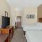 Comfort Inn & Suites - La Grange