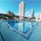 Water View Building With Pool - 5-Min Walk To The Beach - Hallandale Beach