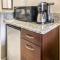 Renovated 2BR at Maui Banyan - Pool, Hot Tub, A/C