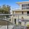 Beachside Haven Modern Townhouse with Pool - Casuarina