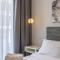 Studio room 11 with kitchenette in the heart of St Julians