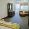 St.Lachlan Hotel & Suites
