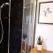 COMFORTABLE 4-Bed HOUSE WITH 3 BATHROOMS, FREE PARKING!