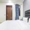 Collection O Mahavir Enclave Near Dashrath Puri Metro Station - New Delhi