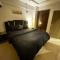Freddys Family Apartments