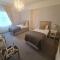 Beaufort Lodge - Central Location & Free Parking - 汤顿