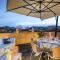 Casa Cachi 3, Breathtaking Views of Lucca from a Spacious Furnished Terrace inside the Walls