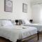 House - Sleeps 4 - Private Courtyard - Parking