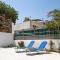 House - Sleeps 4 - Private Courtyard - Parking