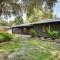 Chateau Relaxo Homosassa Riverfront Cottage!