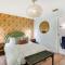 Chateau Relaxo Homosassa Riverfront Cottage!