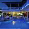 Sun Kiss Hotel