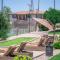 208 Fully Furnished 1BR Suite-Prime Location