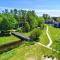 Cozy Contemporary Lake View Studio at The Shores