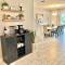 Maidstone Villa 8BR Sleeps 16