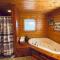Chalet with a view at Bear Mountain - Hottub