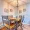 Riverfront family-friendly condo - 埃文