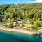 Onich Hotel & Lochside Beach Pods