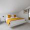 Miracolo di Mare Golden House