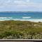 Beachfront 3-bedroom with Robben Island views - 开普敦