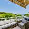Luxury Apartment Seaside Bay