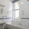 Flat 2, 10 Seafield Road