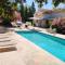 La Bastide Blanche Magnifique villa 5 étoiles 5 chambres et piscine privée sur 6500 m VAR