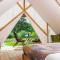 Killarney Glamping at the Grove, Suites and Lodges - 基拉尼
