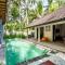 VILLA Surya 3 rooms , waterpool, near the ocean - Candidasa