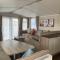 Hot tub breakaways with castle view