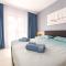 Superior Seaview Apt. with Pool