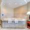 Best Western Plus Bridgeport Inn