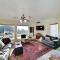 Mtn-View Retreat w/ Hot Tub + Deck in Sebastopol