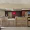 HomeTowne Studios by Red Roof and Conference Center Chicago - N Aurora Naperville - North Aurora