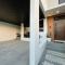 Couple Pad with own bath near Clark (Casa Isabela)