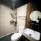 Couple Pad with own bath near Clark (Casa Isabela)