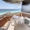 Studio with beautiful sea view and direct beach access - Канны