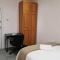 Captivating 2-Bed Apartment in Ilford