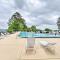 Walk to Lake Keowee Salem Townhome with Deck - Salem