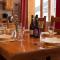 LAiglon - spacious 2-bedroom apartment with log fire