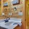 Riverfront Ellijay Cabin with Deck and Pool Access! - إليجاي