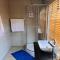 2 Op Terblanche Guesthouse
