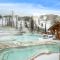 Perfect Ski or Bike in-out Hot Tub Pool