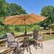 Hickory Hideaway Patio Paradise with Community Pool - Гікорі