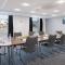 Holiday Inn Express Leigh - Sports Village by IHG - Leigh