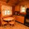 Lake George Diamond Cove Cottages, Cabins, & Hotel